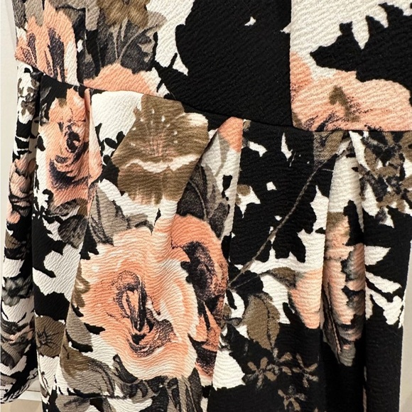 Floral party dress - Picture 5 of 6